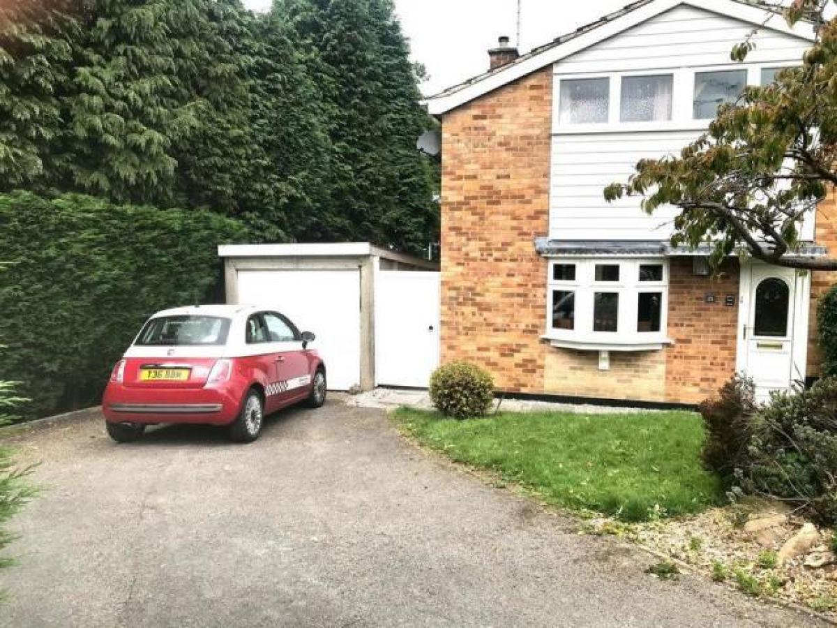 Picture of Home For Rent in Swadlincote, Derbyshire, United Kingdom