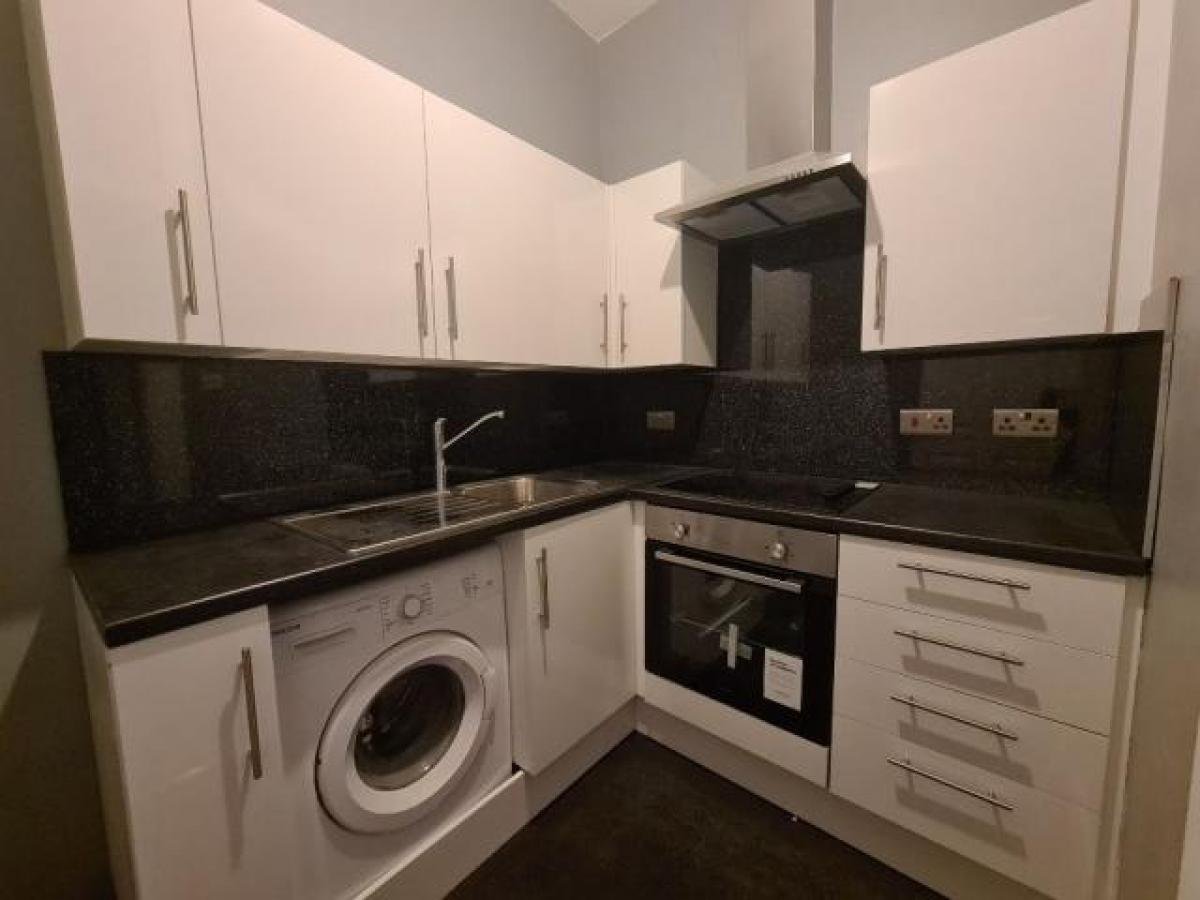 Picture of Apartment For Rent in Paisley, Strathclyde, United Kingdom