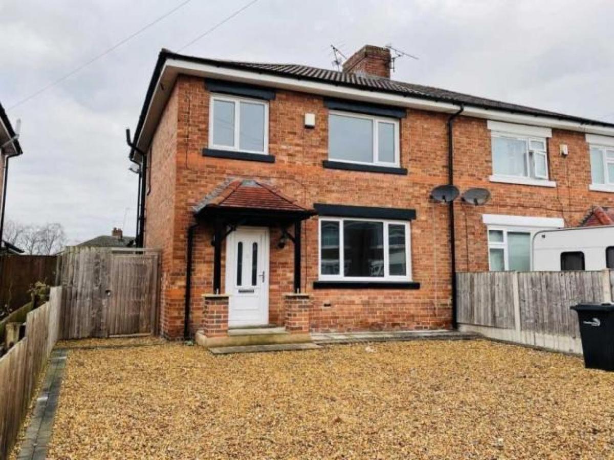 Picture of Home For Rent in Crewe, Cheshire, United Kingdom