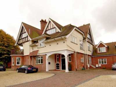 Apartment For Rent in Petersfield, United Kingdom