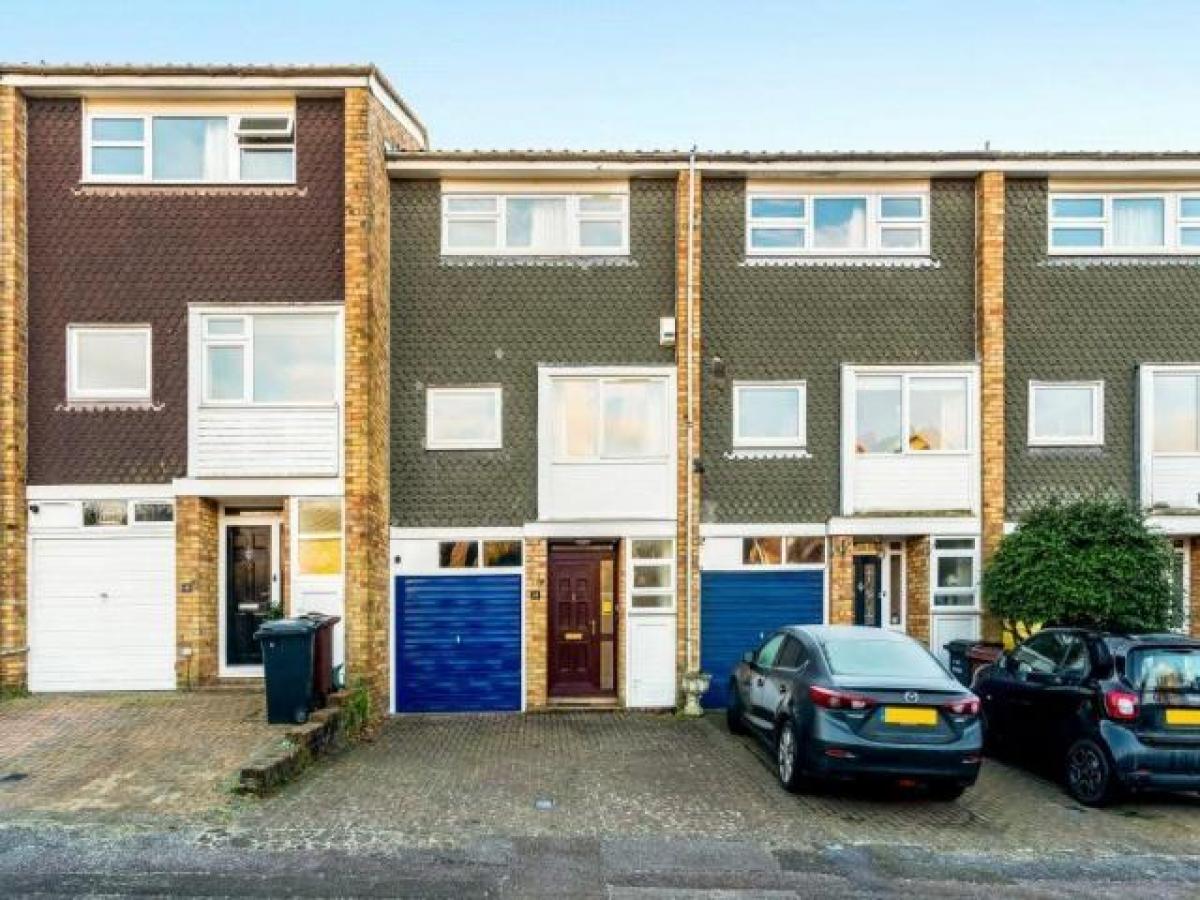 Picture of Home For Rent in Harpenden, Hertfordshire, United Kingdom