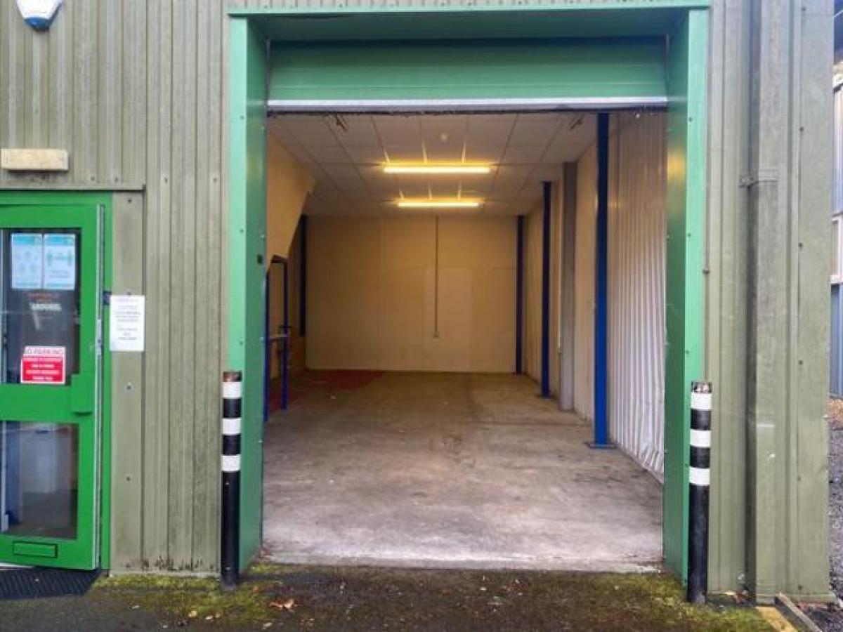 Picture of Home For Rent in Godalming, Surrey, United Kingdom