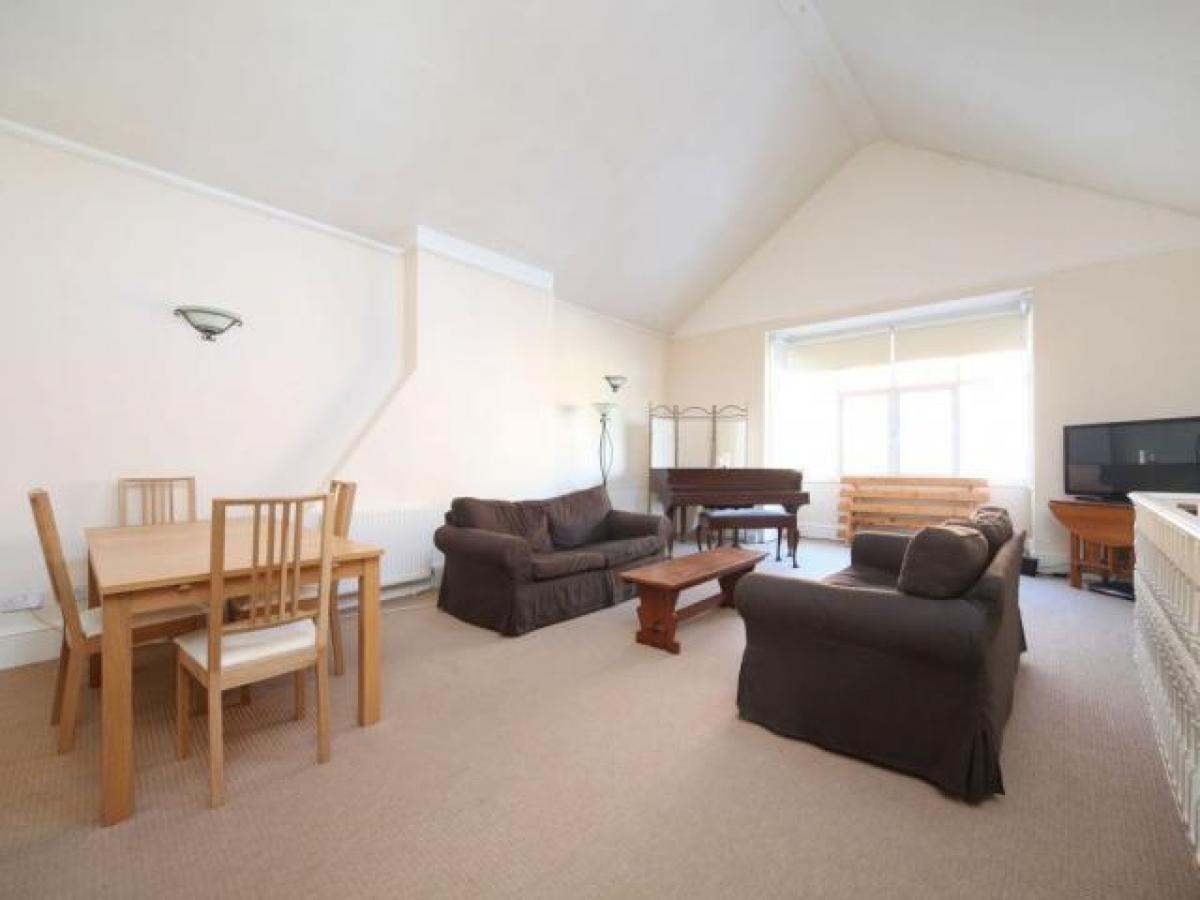 Picture of Apartment For Rent in Windsor, Berkshire, United Kingdom