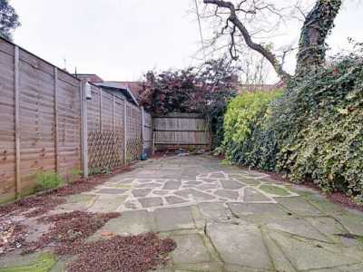 Home For Rent in Enfield, United Kingdom