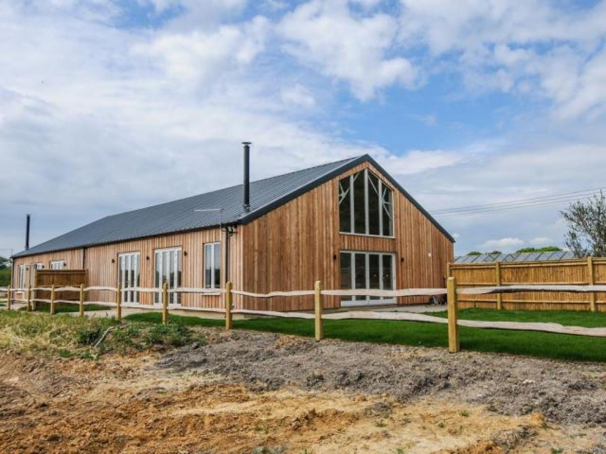 Picture of Home For Rent in Chichester, West Sussex, United Kingdom