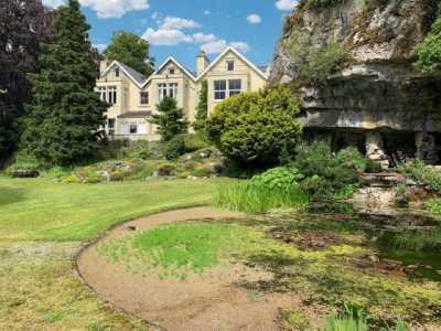 Apartment For Rent in 