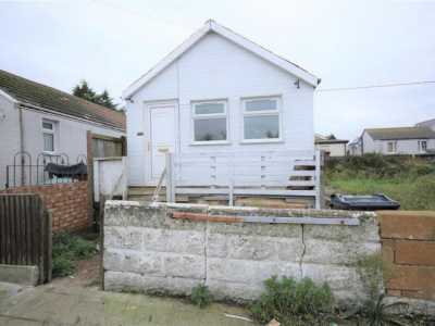 Bungalow For Rent in Clacton on Sea, United Kingdom