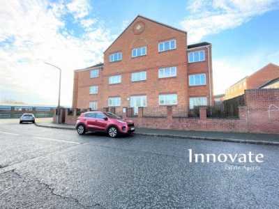 Apartment For Rent in Oldbury, United Kingdom