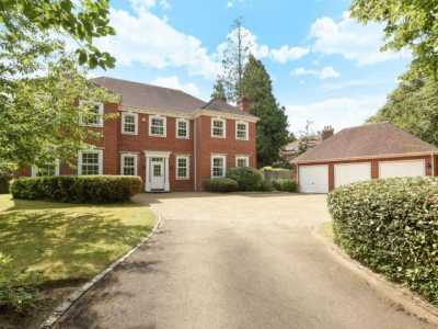 Home For Rent in Ascot, United Kingdom