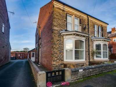 Home For Rent in Rotherham, United Kingdom