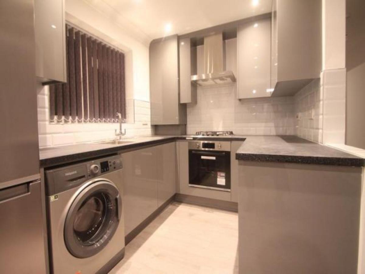 Picture of Bungalow For Rent in Uxbridge, Greater London, United Kingdom