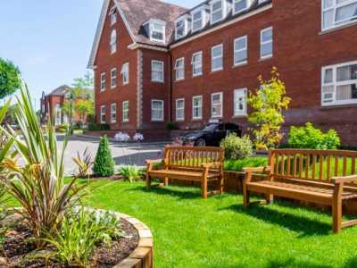 Apartment For Rent in Solihull, United Kingdom