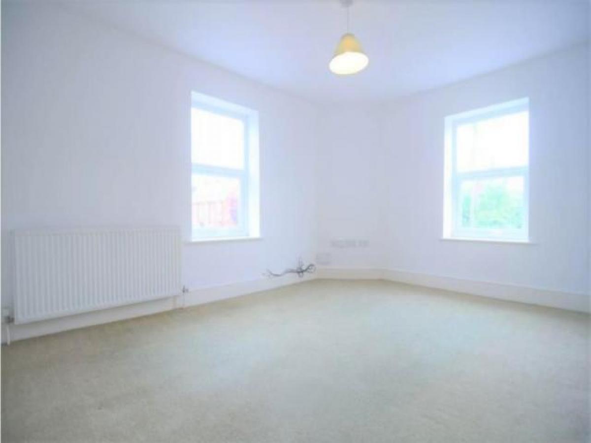 Picture of Apartment For Rent in Farnborough, Hampshire, United Kingdom