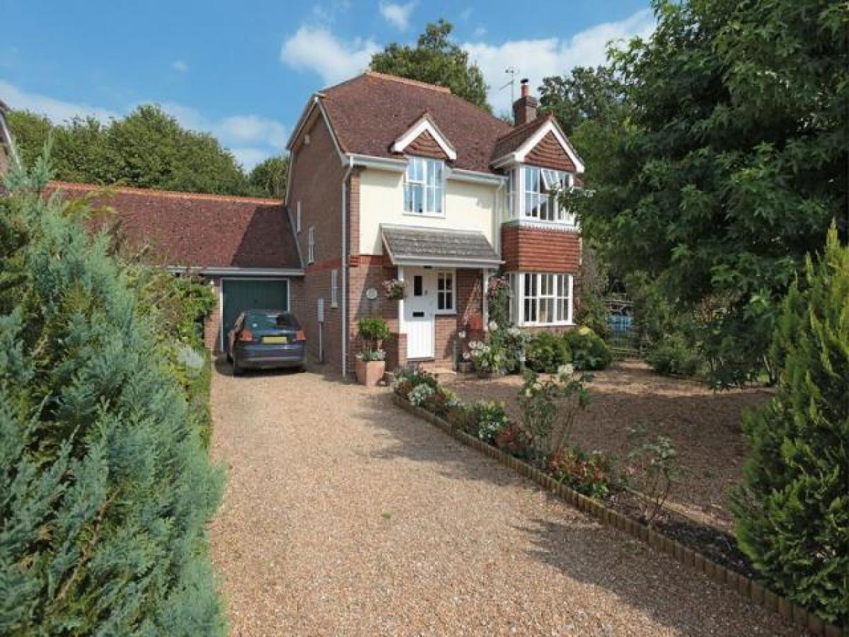 Picture of Home For Rent in Uckfield, East Sussex, United Kingdom