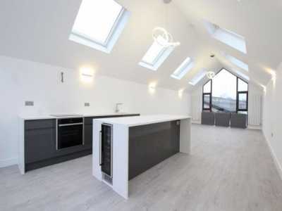 Home For Rent in Mitcham, United Kingdom