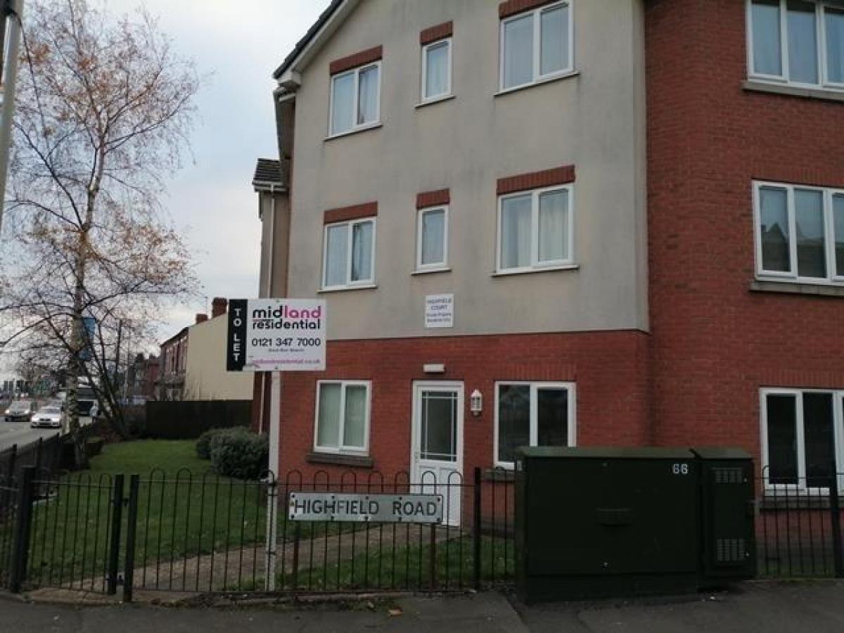 Picture of Apartment For Rent in Dudley, West Midlands, United Kingdom
