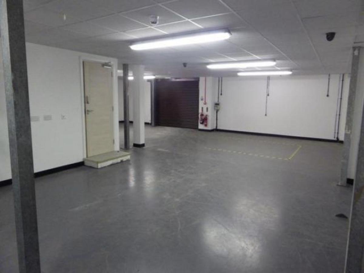Picture of Industrial For Rent in Basingstoke, Hampshire, United Kingdom