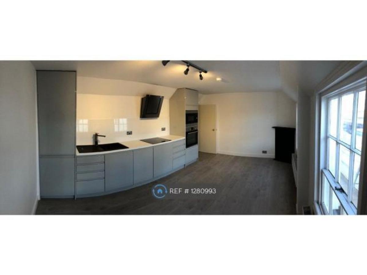 Picture of Apartment For Rent in Dorking, Surrey, United Kingdom