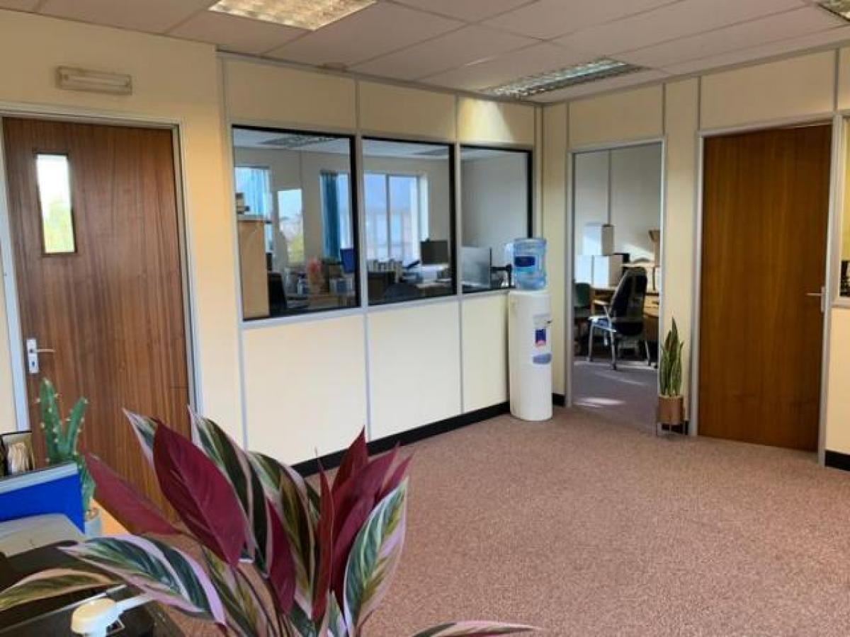 Picture of Office For Rent in Waterlooville, Hampshire, United Kingdom
