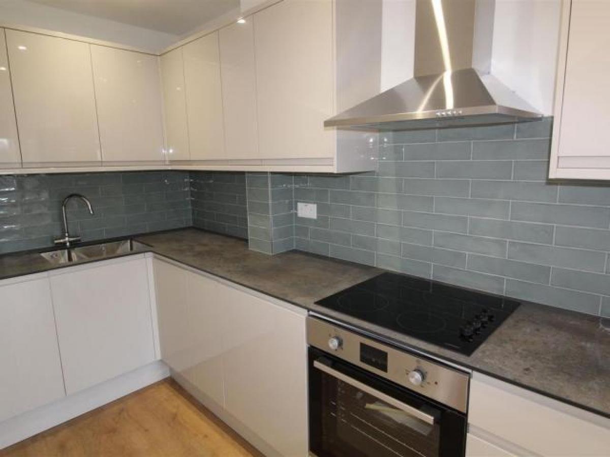 Picture of Apartment For Rent in Egham, Surrey, United Kingdom