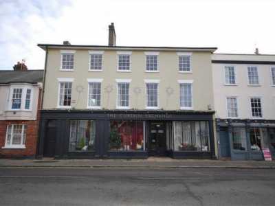 Apartment For Rent in 