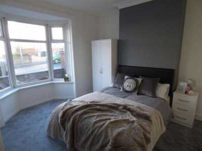 Apartment For Rent in Oldbury, United Kingdom