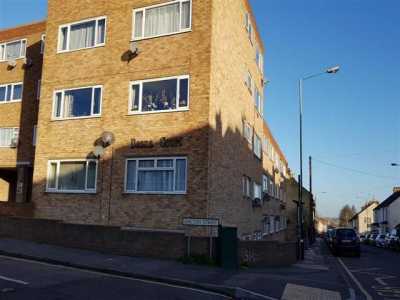 Apartment For Rent in Gillingham, United Kingdom