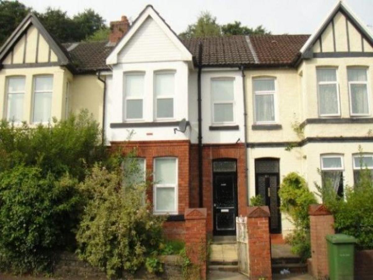 Picture of Apartment For Rent in Pontypridd, Mid Glamorgan, United Kingdom