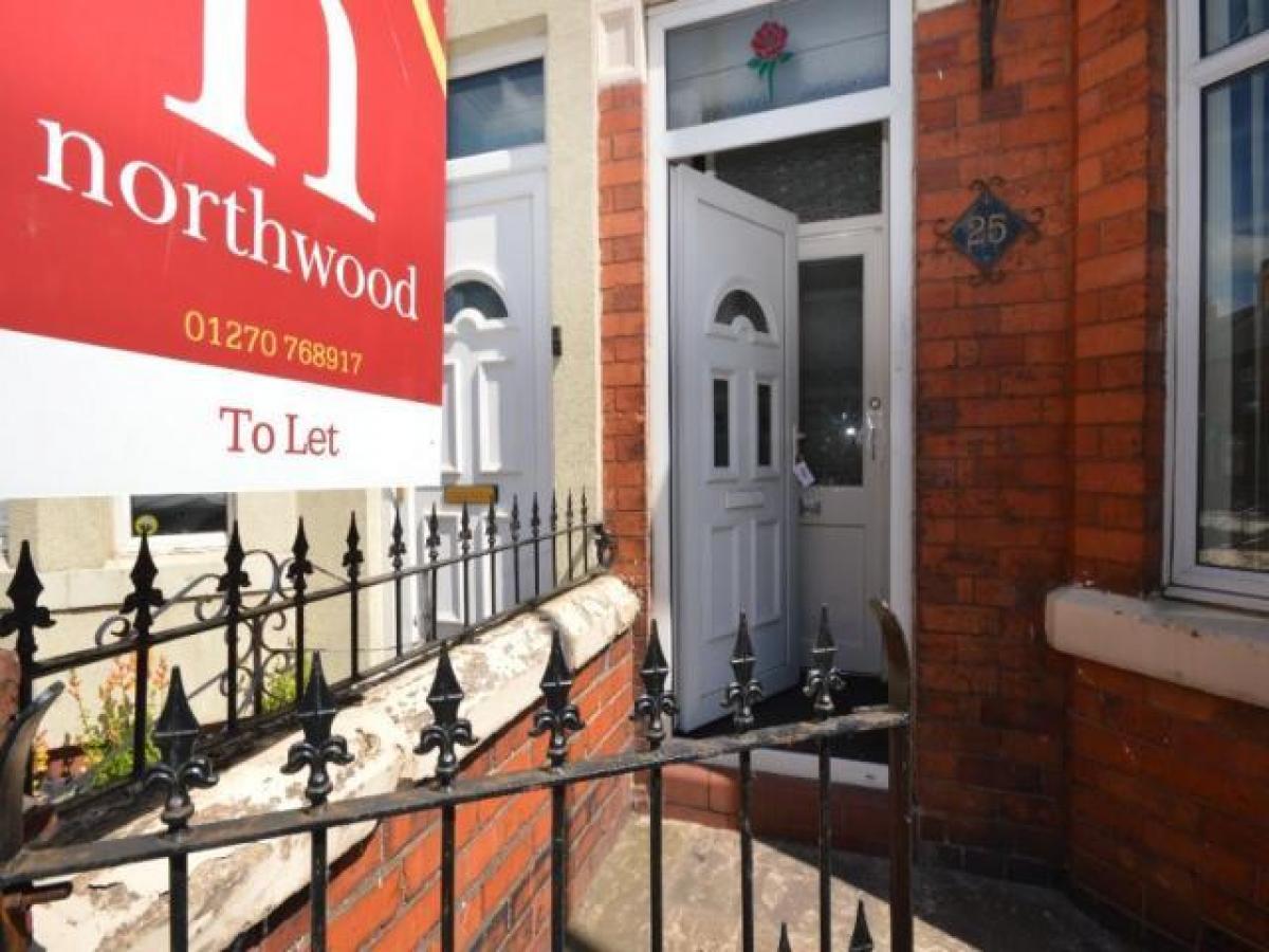 Picture of Home For Rent in Crewe, Cheshire, United Kingdom