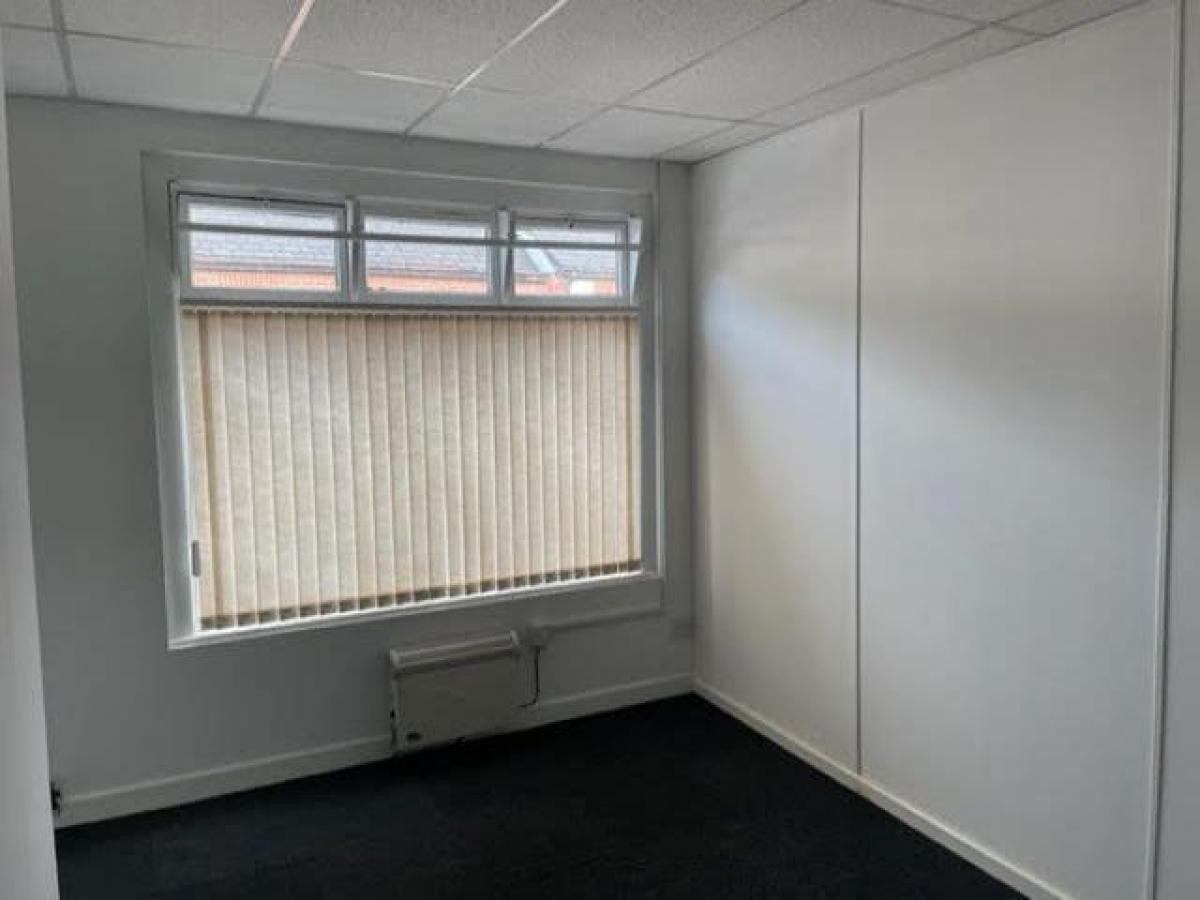 Picture of Office For Rent in Cannock, Staffordshire, United Kingdom