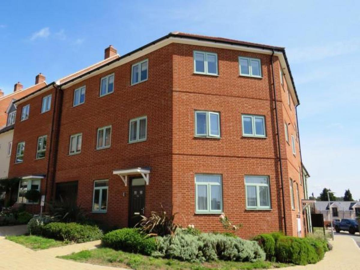 Picture of Apartment For Rent in Buckingham, Buckinghamshire, United Kingdom