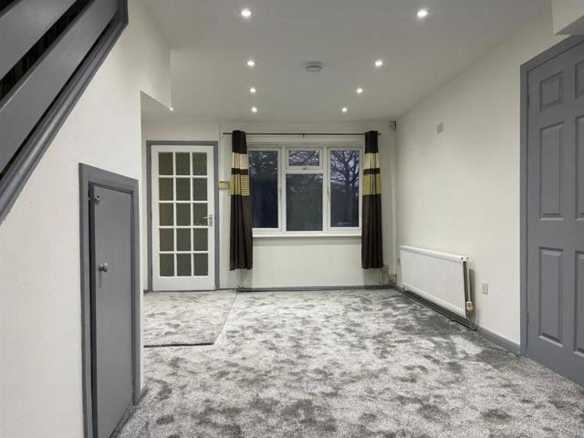 Picture of Home For Rent in Sutton Coldfield, West Midlands, United Kingdom