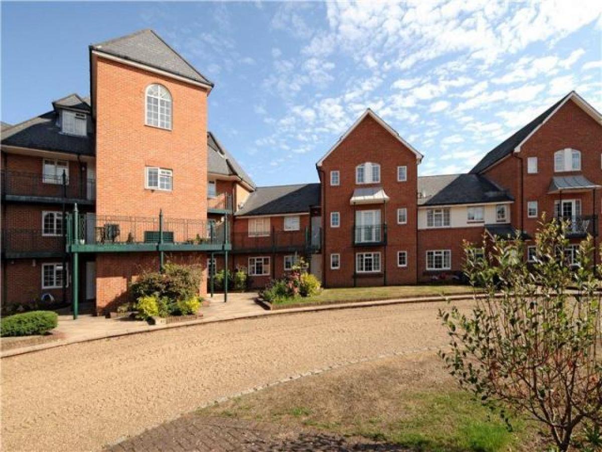 Picture of Apartment For Rent in Windsor, Berkshire, United Kingdom