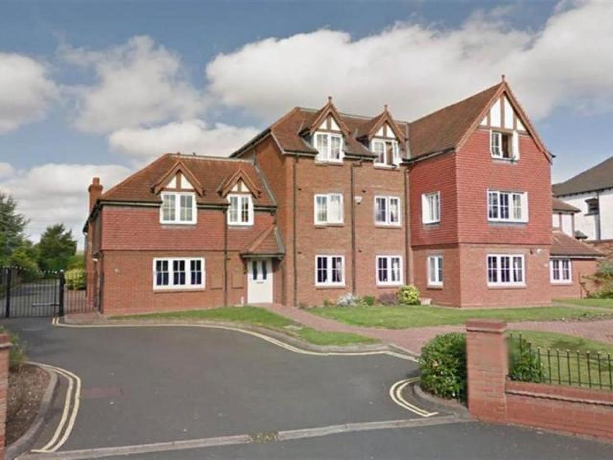 Picture of Apartment For Rent in Lichfield, Staffordshire, United Kingdom