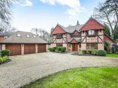 Home For Rent in Ascot, United Kingdom