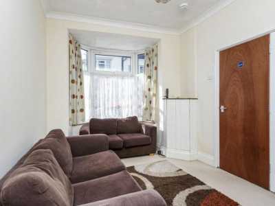Home For Rent in Portsmouth, United Kingdom