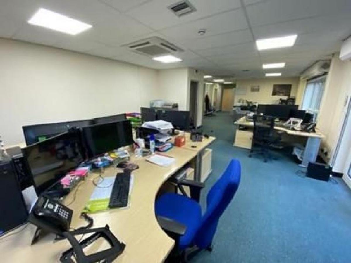 Picture of Office For Rent in Newbury, Berkshire, United Kingdom
