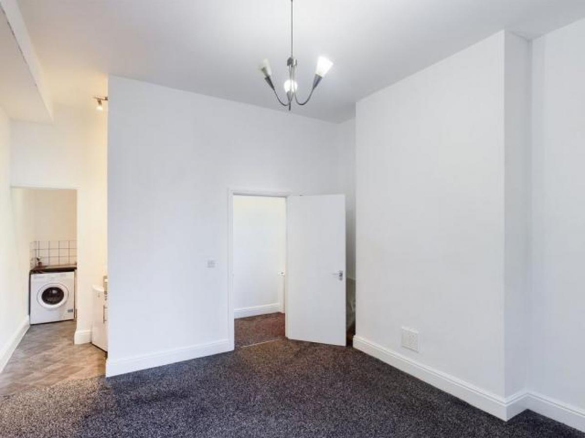 Picture of Apartment For Rent in Gloucester, Gloucestershire, United Kingdom
