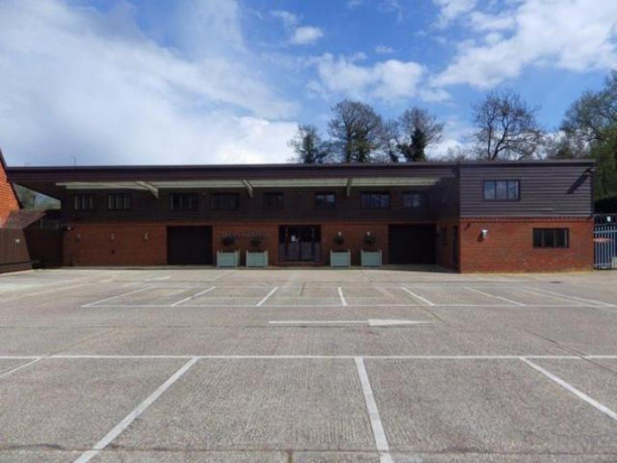 Picture of Industrial For Rent in Basingstoke, Hampshire, United Kingdom