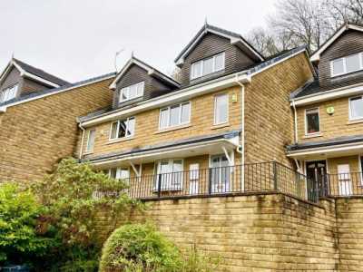 Home For Rent in Huddersfield, United Kingdom