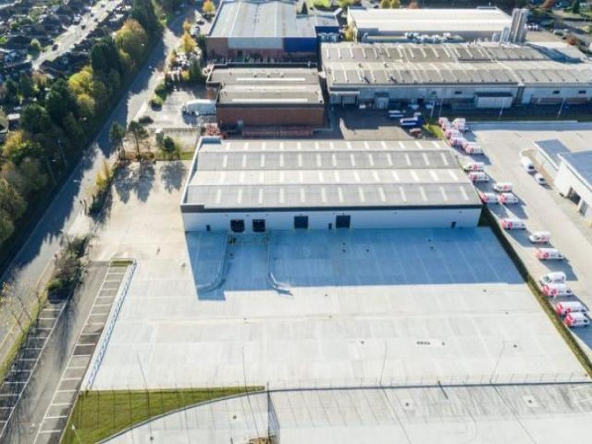Picture of Industrial For Rent in Dunstable, Bedfordshire, United Kingdom