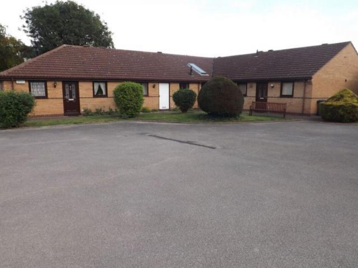 Picture of Bungalow For Rent in Nottingham, Nottinghamshire, United Kingdom