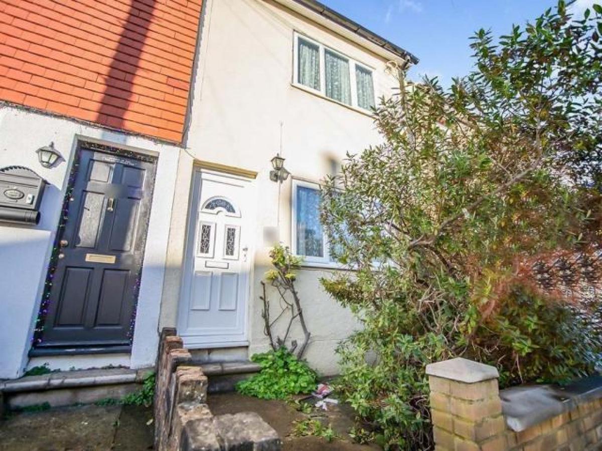 Picture of Home For Rent in Chatham, Kent, United Kingdom