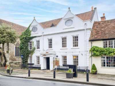 Apartment For Rent in Henley in Arden, United Kingdom