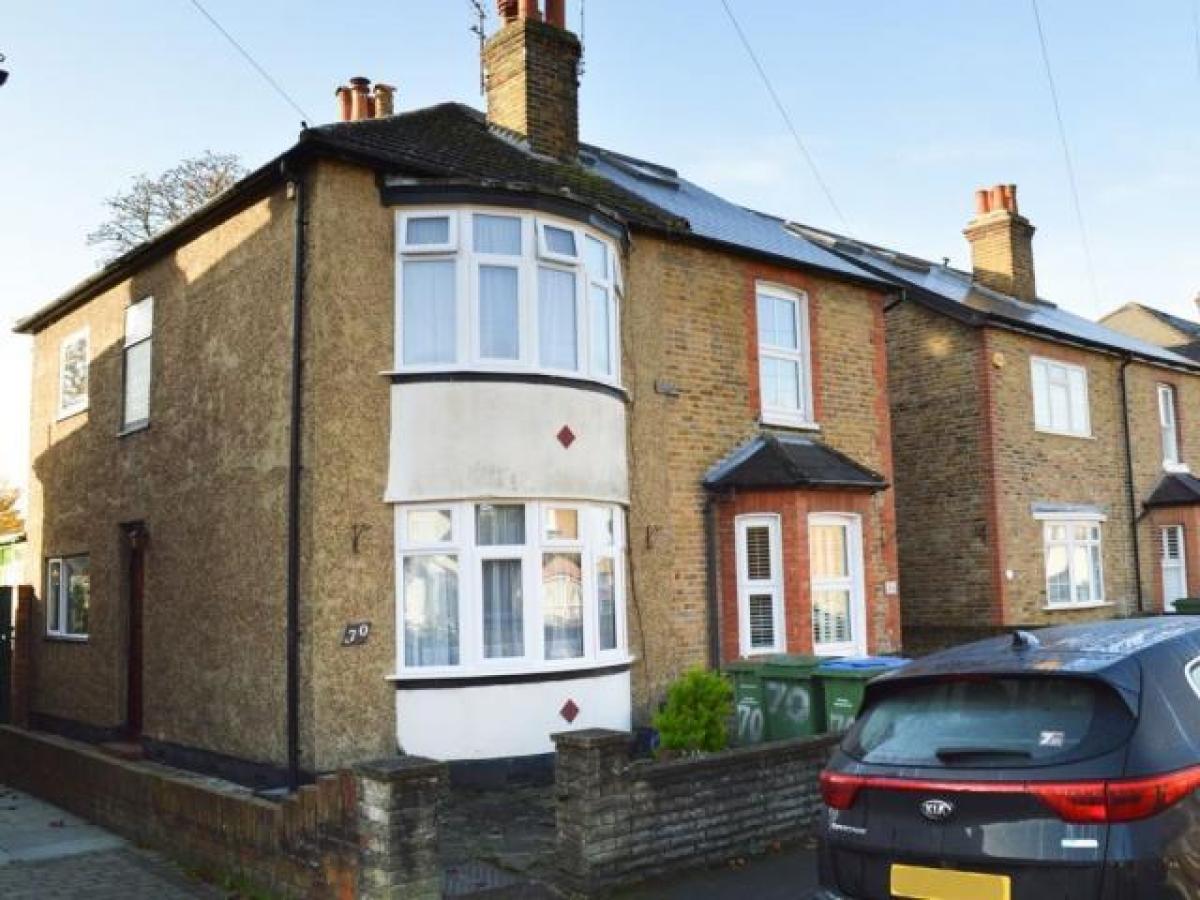 Picture of Home For Rent in Walton on Thames, Surrey, United Kingdom