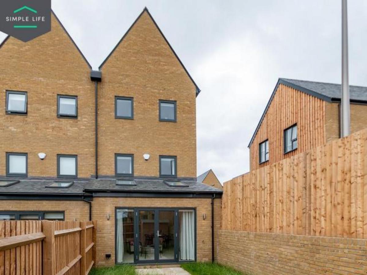 Picture of Home For Rent in Harlow, Essex, United Kingdom