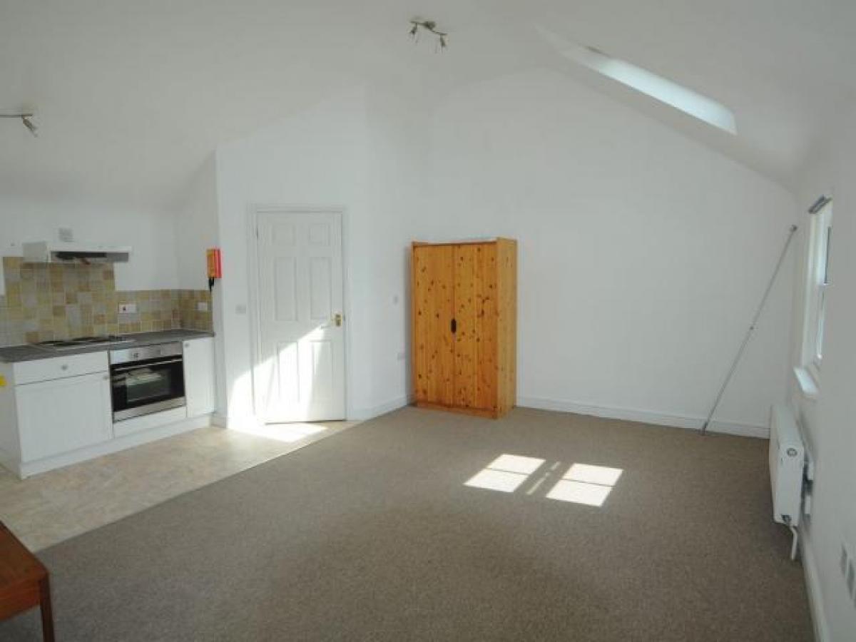 Picture of Apartment For Rent in Penryn, Cornwall, United Kingdom