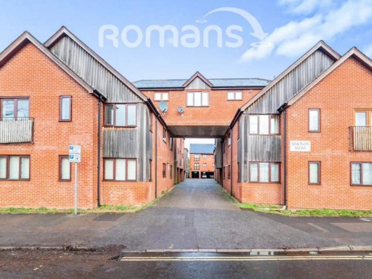 Picture of Apartment For Rent in Farnborough, Hampshire, United Kingdom