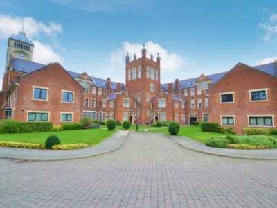 Apartment For Rent in Bushey, United Kingdom