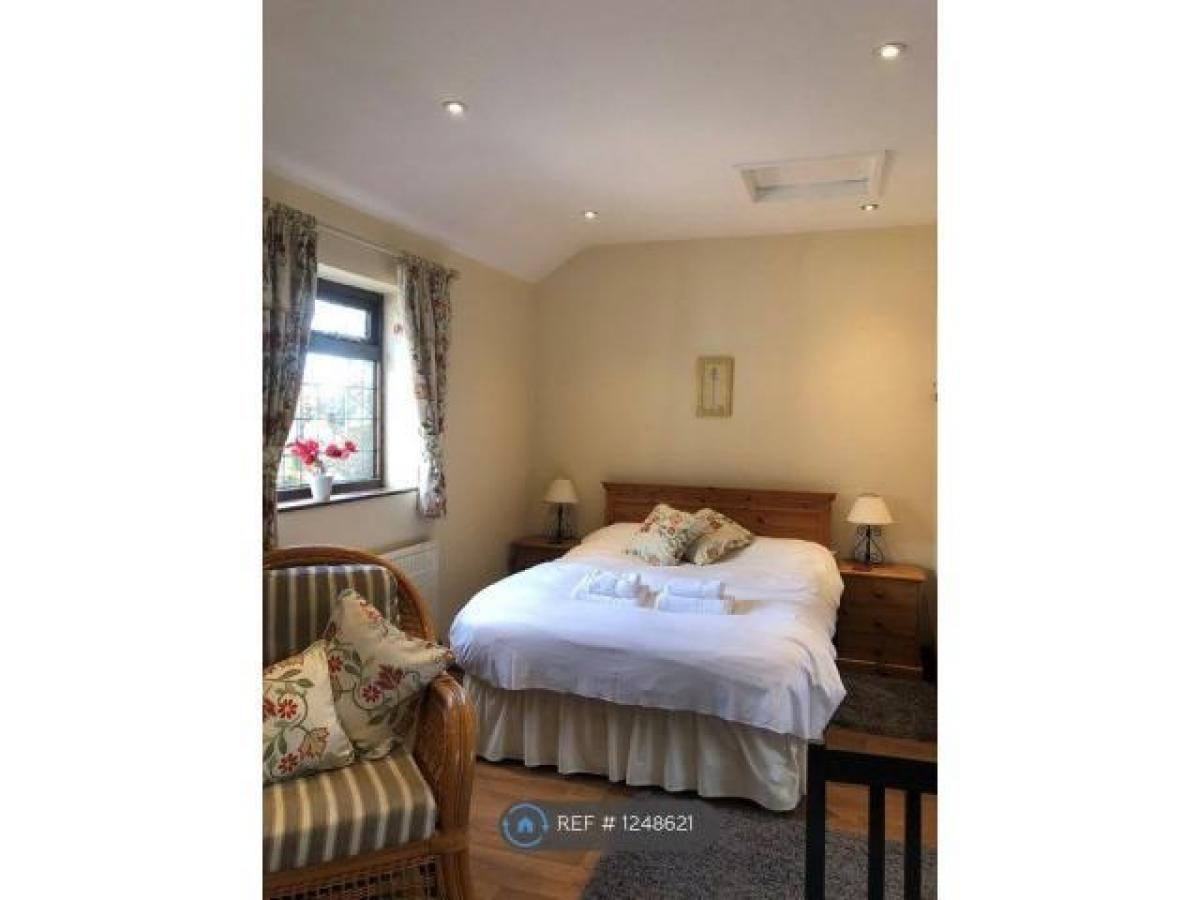 Picture of Apartment For Rent in Nuneaton, Warwickshire, United Kingdom